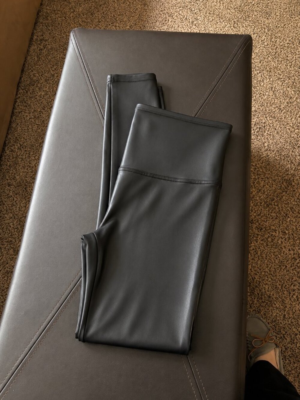 Spanx - Black Faux Leather Leggings – Sleek High-Waist Pull-On Style